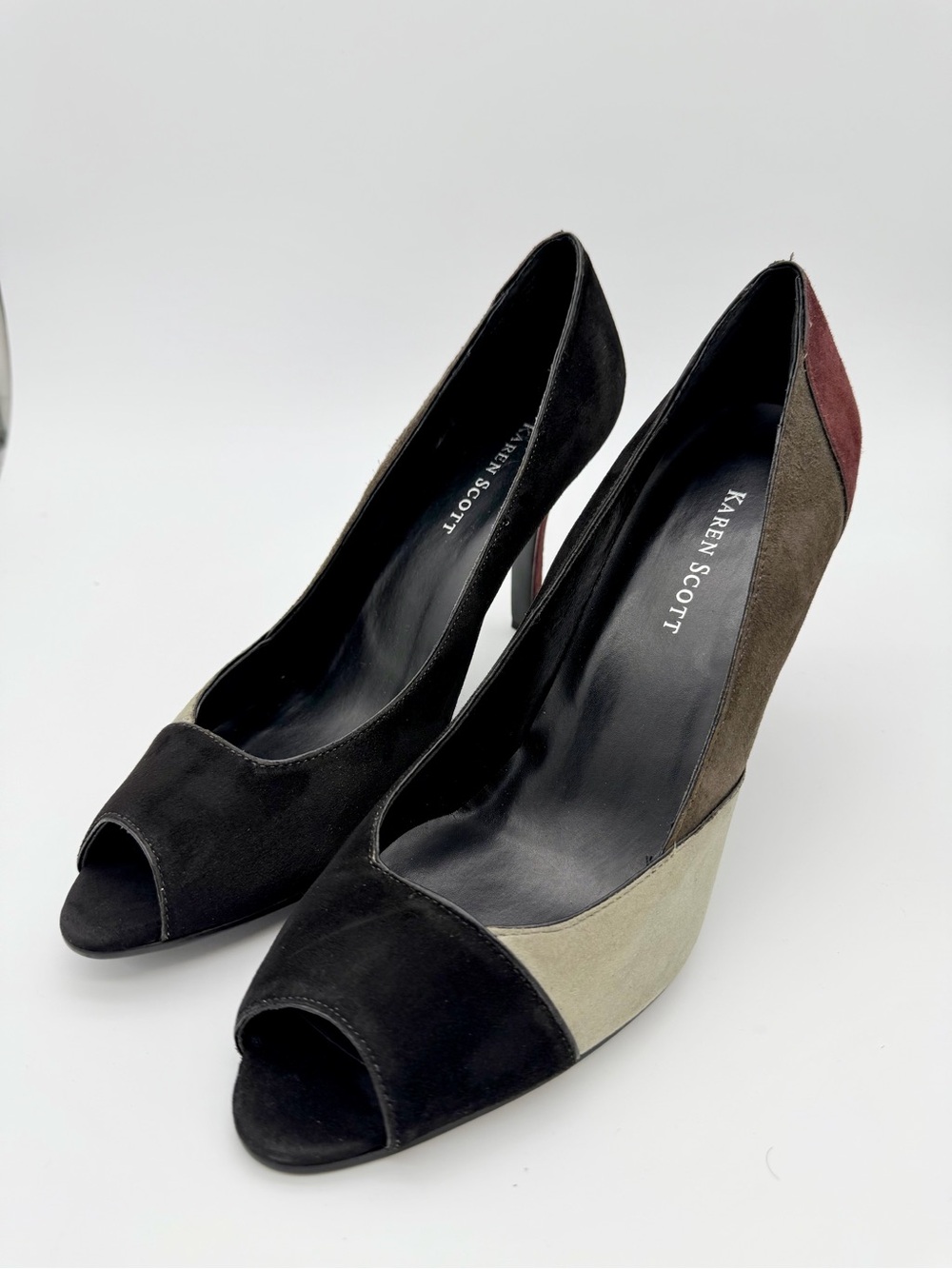 Karen Scott Black Multi-Color Suede Peep Toe Heels – Size 8½M